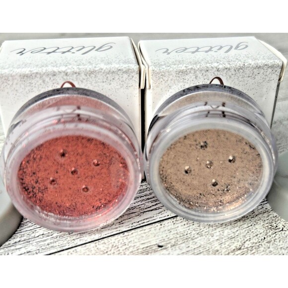 Glitter Eyeshadow by ilo Cosmetics Set of 2 in Shades Rust and Sienna 0.11 Oz Ea - Picture 7 of 8